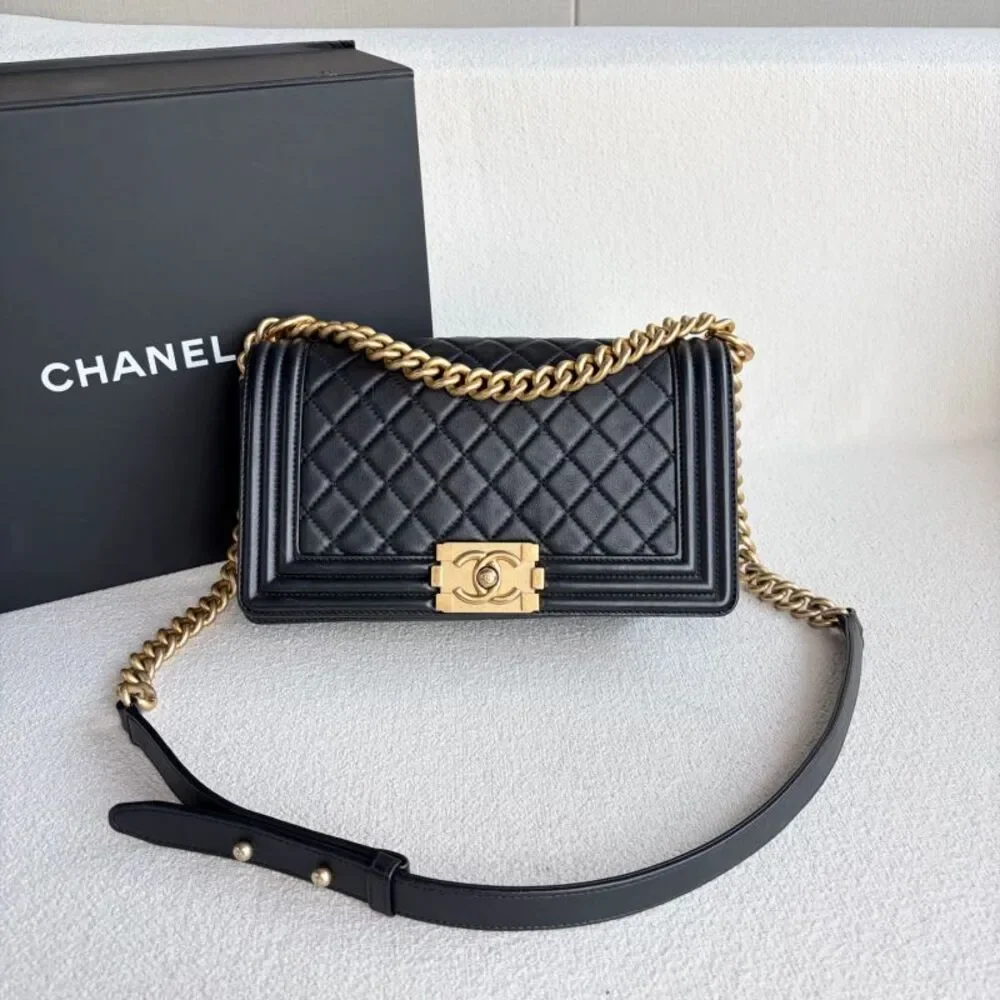 Chanel Women Pre-Loved Bag Very Good Condition